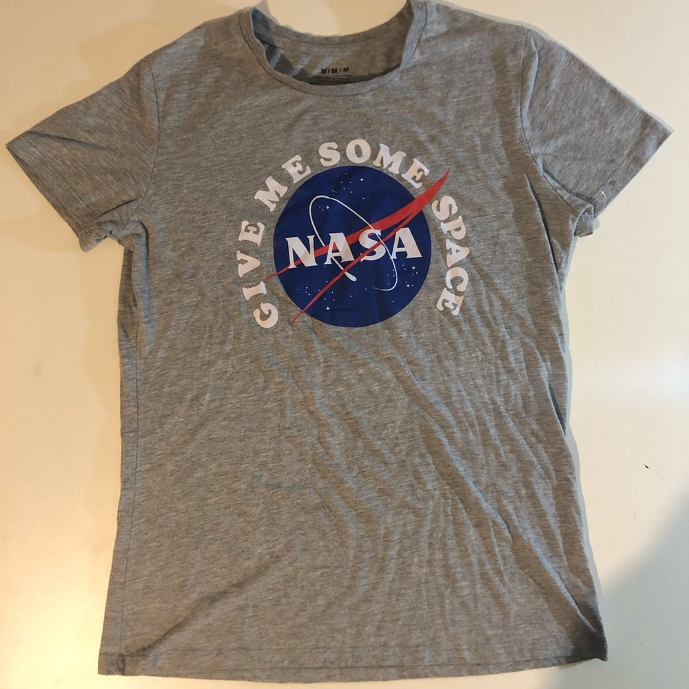 NASA Tee Shirt Women’s Size Medium Grey Color